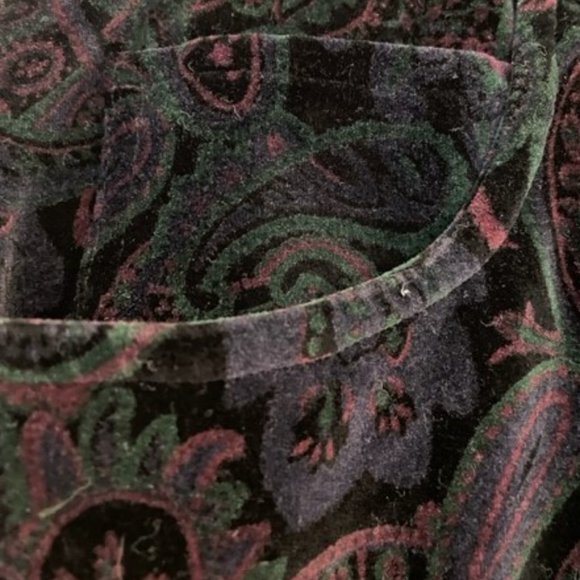 Vinytsge Jones Wear Velour Jacket and Skirt Set with Paisley Pattern - Picture 8 of 8